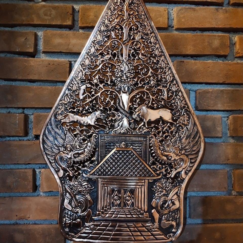 Gunungan-Wayang-Tembaga-3