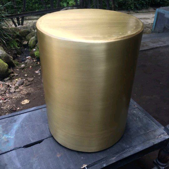 sidetable kuningan