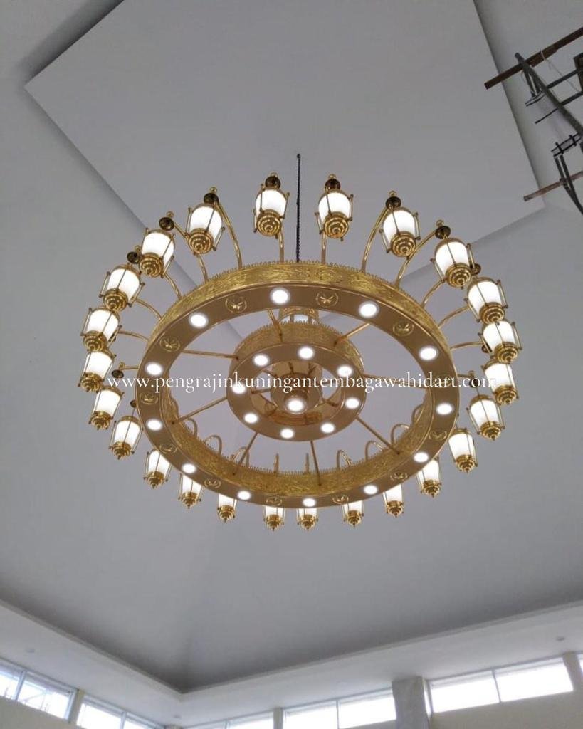 ukuran lampu gantung masjid